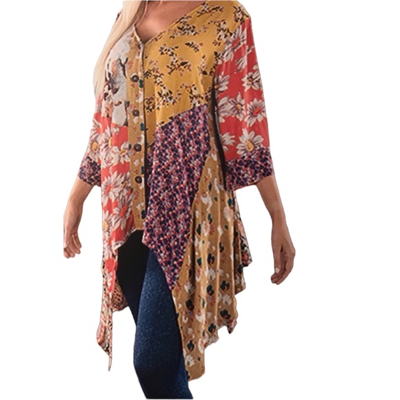 Sacred Threads Tops - NWT.  Sacred Threads Blouse.  CL/WH.  220169